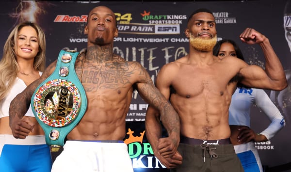 OShaquie-Foster-vs-Abraham-Nova_pose-1.jpg