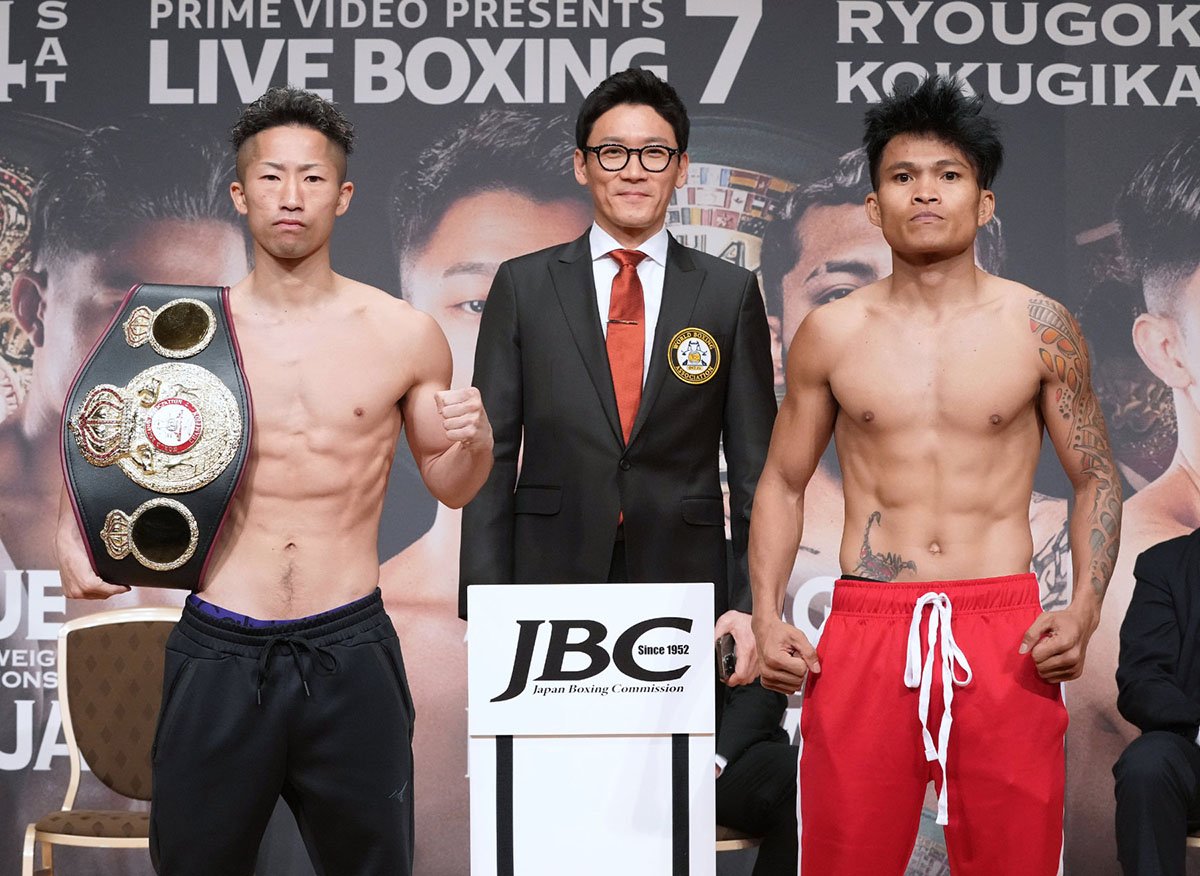 takuma-inoue-jerwin-ancajas-weighin_naoki-fukuda240223wi-1.jpg