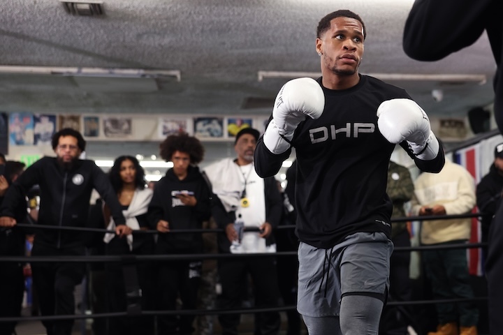 Devin-Haney10.jpg