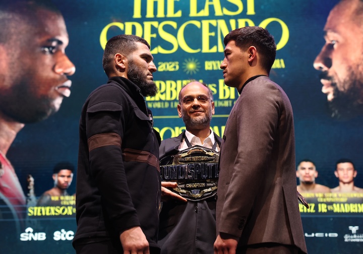 Artur Beterbiev Dmitry Bivol790.jpg